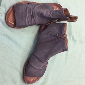 Miz mooz ankle sandals. Sz9 NNW